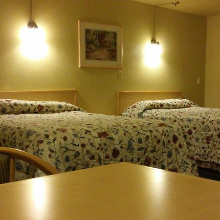 Budget Host Longhorn Motel Byers Exterior foto