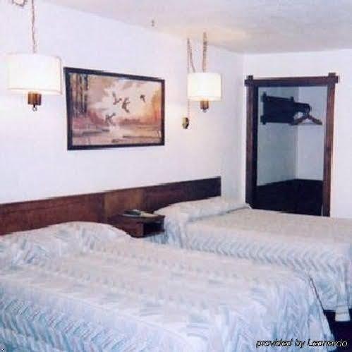 Budget Host Longhorn Motel Byers Exterior foto